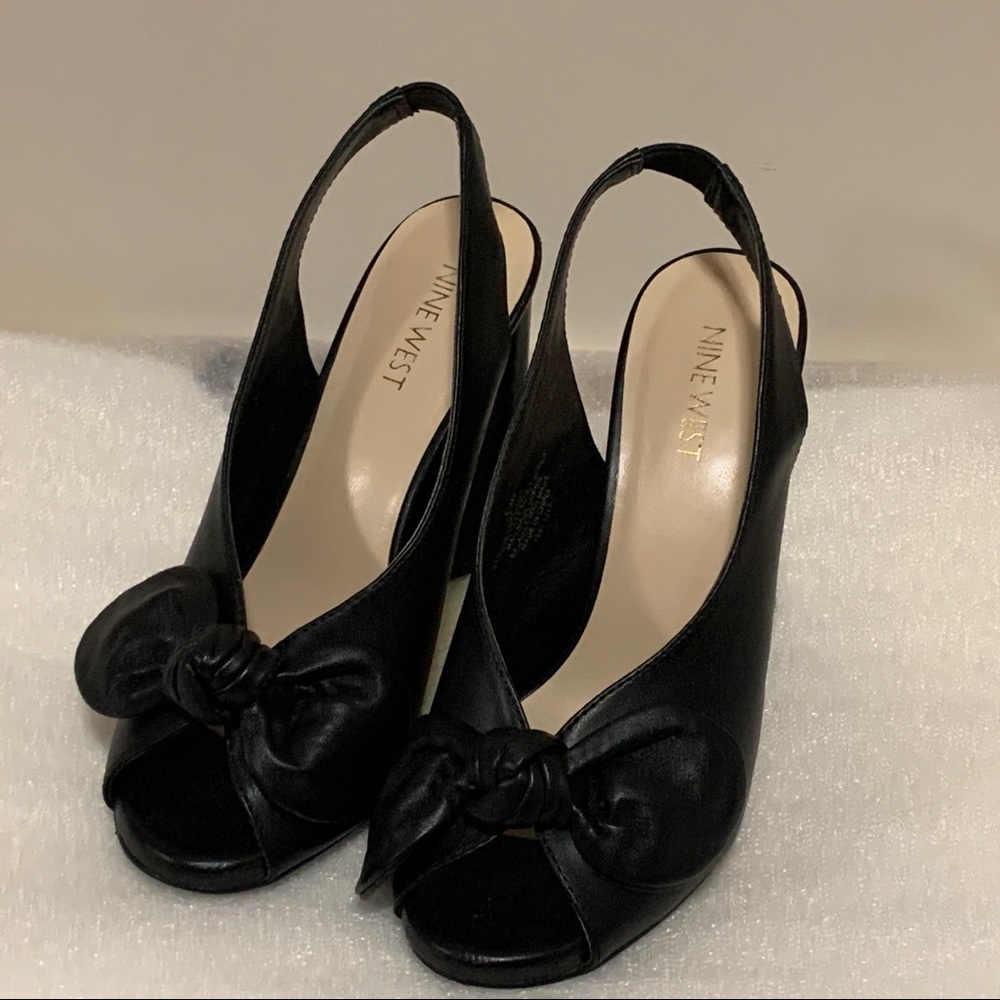 Nine West Heels (in good condition)